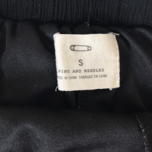 Urban Outfitters Black Lace Flow Shorts - Picture 3 of 3